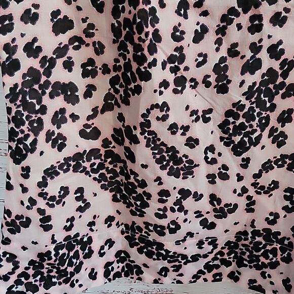 Talbots Pink Animal Print Paisley Trapunto Popover Sleeveless Blouse Size Medium - Picture 6 of 7